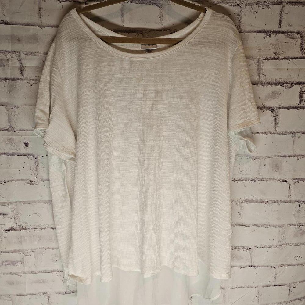 Avenue White Shirt with Lacy Back
